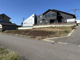 石川県小松市矢崎町