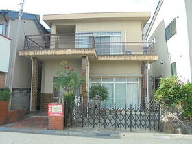 富山県富山市栄町２丁目