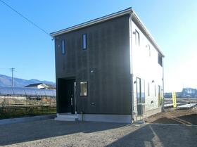 長野県東御市常田