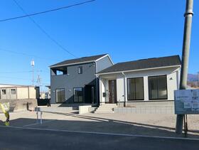 長野県東御市常田