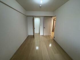 神奈川県横浜市鶴見区梶山１丁目