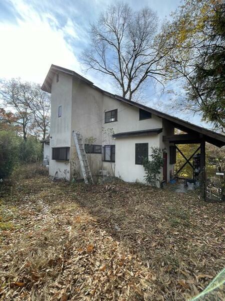 detached 埼玉県秩父郡長瀞町大字岩田

地図を見る