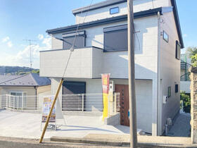 神奈川県横浜市金沢区富岡東６丁目