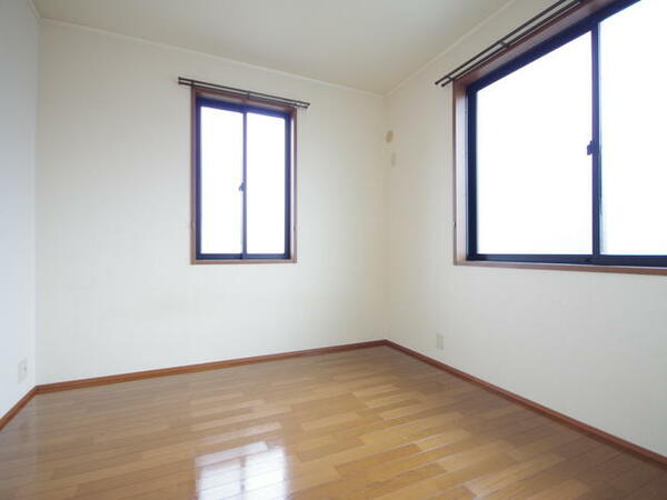 apartment 栃木県芳賀郡益子町大字七井
地図を見る