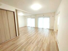 神奈川県藤沢市鵠沼海岸１丁目