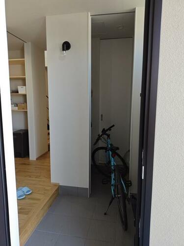 detached 山梨県笛吹市御坂町成田