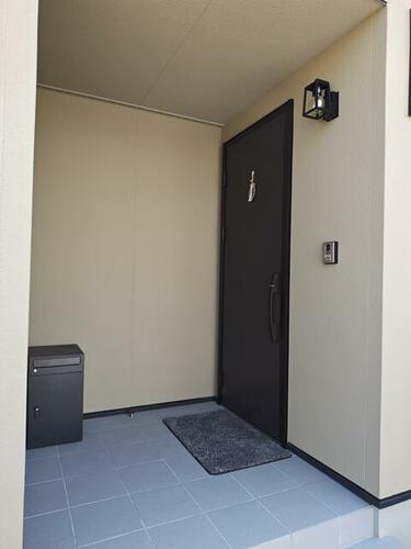 detached 山梨県笛吹市御坂町成田