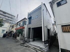 東京都三鷹市下連雀６丁目