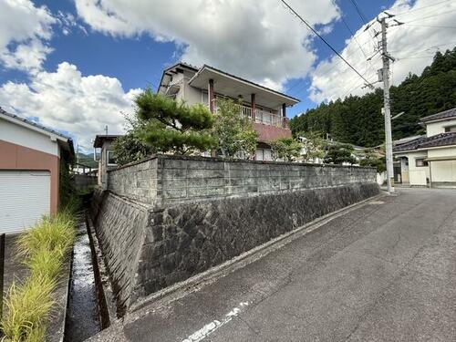 detached 愛媛県上浮穴郡久万高原町菅生