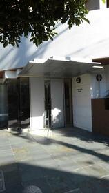 東京都狛江市岩戸南１丁目