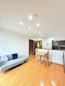 福岡県福岡市中央区天神４丁目