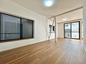 東京都八王子市大和田町６丁目