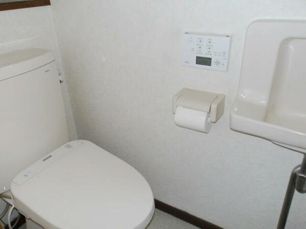 detached 茨城県稲敷市江戸崎甲２０９２－１