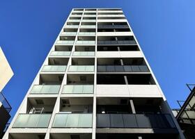 ＲＥＦＬＥＴ　ＰＲＥＭＩＵＭ　神楽坂