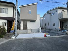 広島県広島市佐伯区五日市中央２丁目