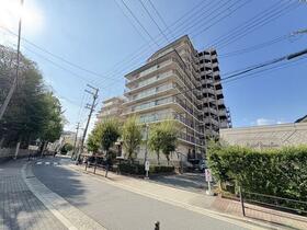 大阪府大阪市東成区中本４丁目