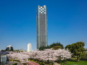 東京都港区赤坂９丁目