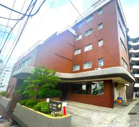 シャトー赤坂台