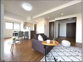 大阪府寝屋川市初町