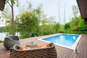 静岡県伊東市吉田