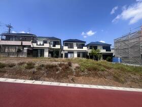 千葉県鎌ケ谷市中佐津間１丁目