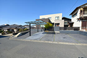 福岡県福岡市早良区梅林６丁目