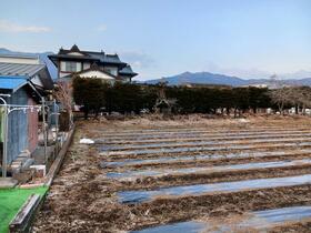 山梨県南都留郡忍野村内野