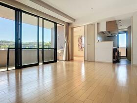 コスモレジデンス平和