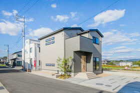 岡山県岡山市北区辛川市場