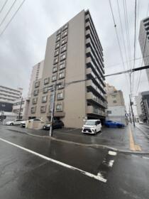 北海道札幌市中央区大通西２３丁目