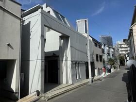 東京都渋谷区代々木４丁目