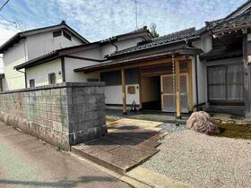 富山県滑川市高月町