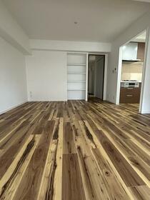 ジャルダン御池通