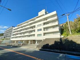 ライオンズマンション長者が崎１０１号室