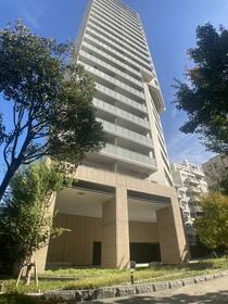 東京都港区三田２丁目