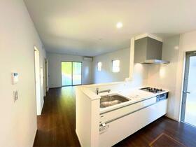 愛媛県伊予郡砥部町岩谷口