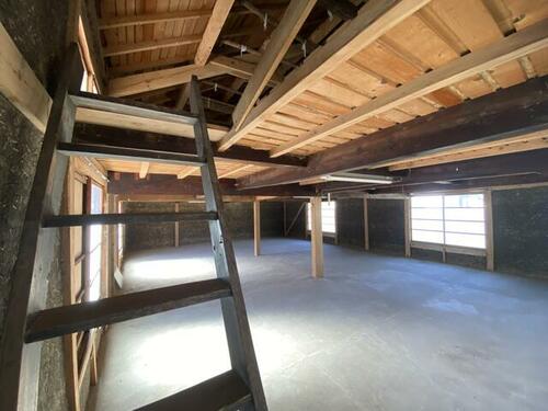 detached 山梨県山梨市牧丘町牧平