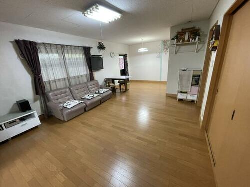 detached 徳島県阿波市阿波町医王寺