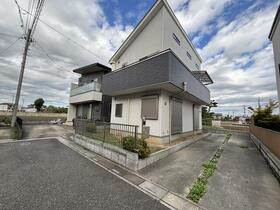 埼玉県吉川市中曽根1丁目