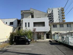 三重県鈴鹿市自由ヶ丘１丁目