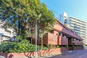 ライオンズマンション六本木