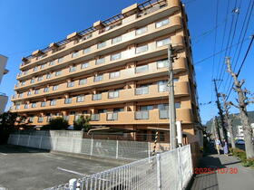 香川県高松市屋島西町