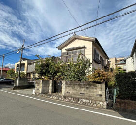 神奈川県秦野市曽屋２丁目