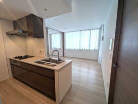 東京都千代田区内神田１丁目