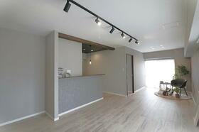 大阪府大阪市都島区都島本通３丁目