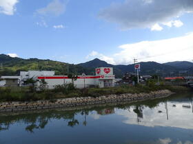 愛媛県宇和島市吉田町立間尻