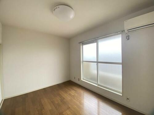 アカデミックハウス_内装_3