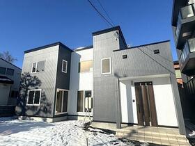 北海道札幌市中央区宮の森一条１０丁目