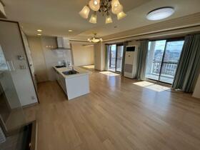 山口県岩国市麻里布町４丁目