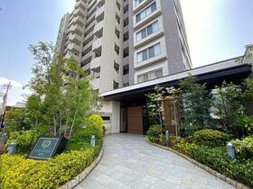 エイルマンション城内